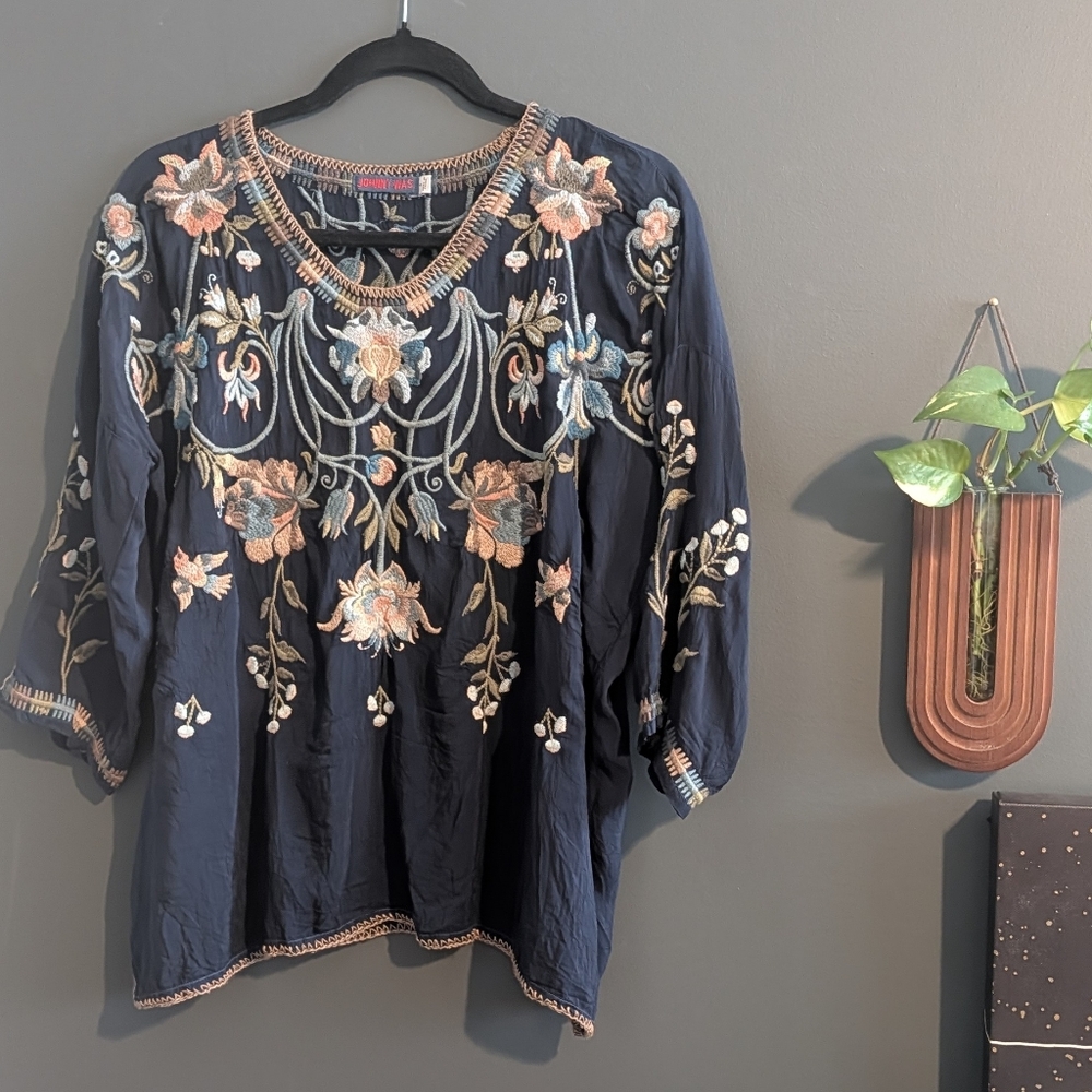 Johnny Was Blouse - Embroidered Navy Blue - Bohemian Floral - S
